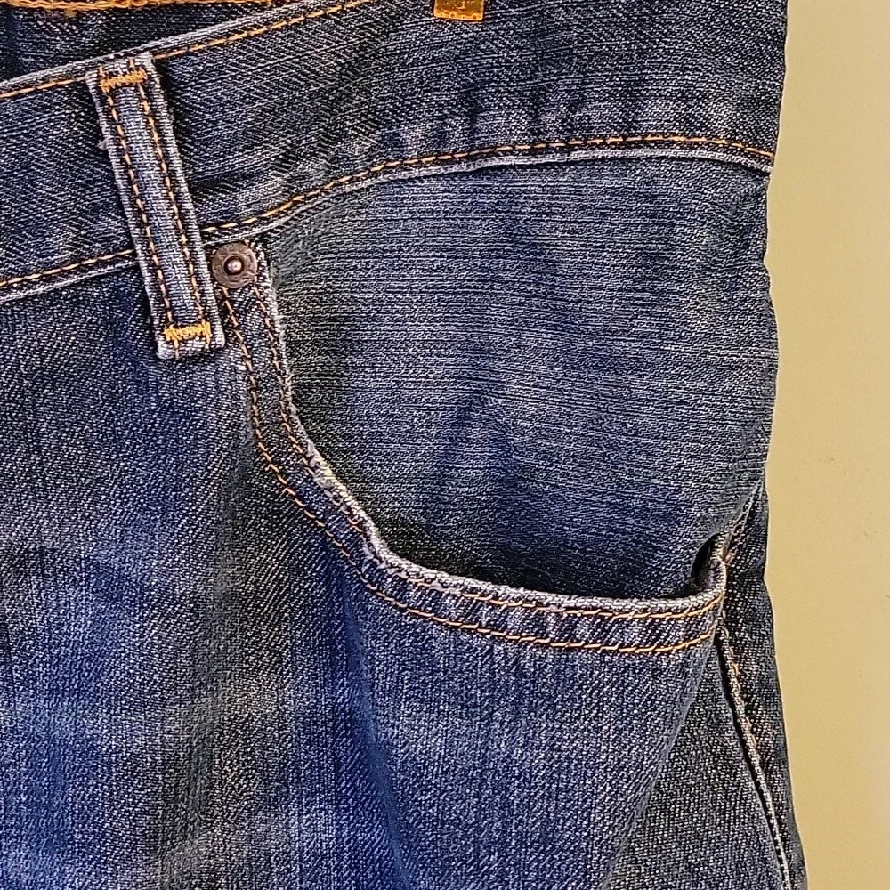 Levis 550 Mens Distressed Blue Denim vintage Jeans Never Worn Waist 44